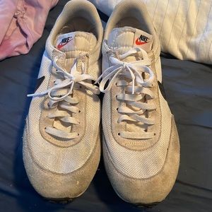 Nike tailwind 79 size 10.5 used condition